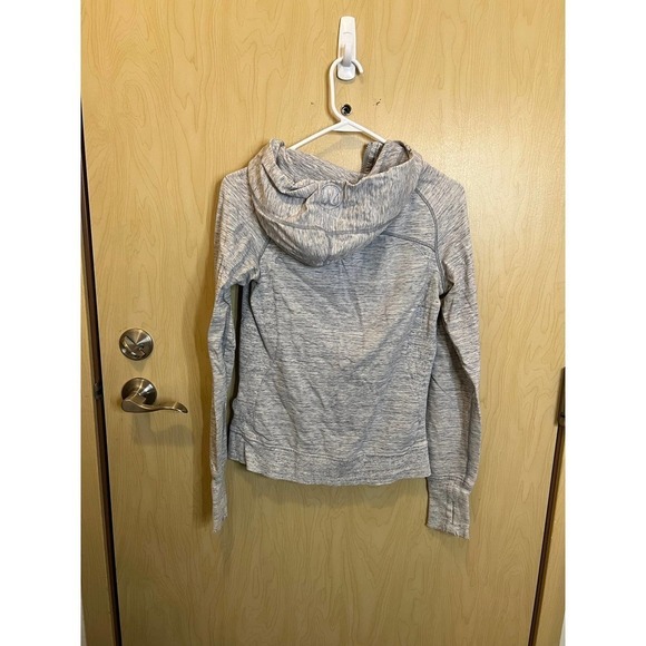 Lululemon Sweatshirt - Picture 6 of 7